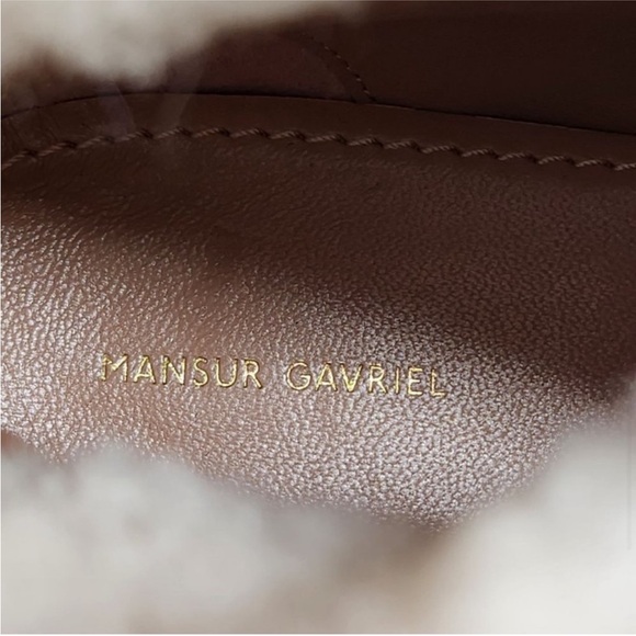 NEW Mansur Gavriel Cosy Boots in Carmel Lambskin Sheep Shearling Women's - Picture 8 of 9